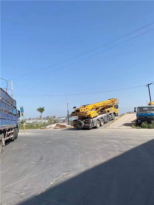 永胜县25吨吊车的租赁价格大概是多少？